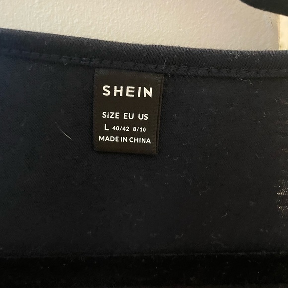 Butterfly Sleeve Knot Front Slant Pocket Bodycon Dress - Picture 2 of 3